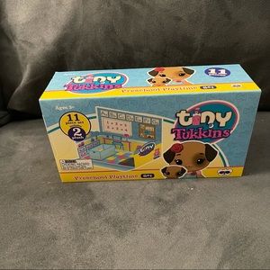 Tiny Tukkins Preschool play set